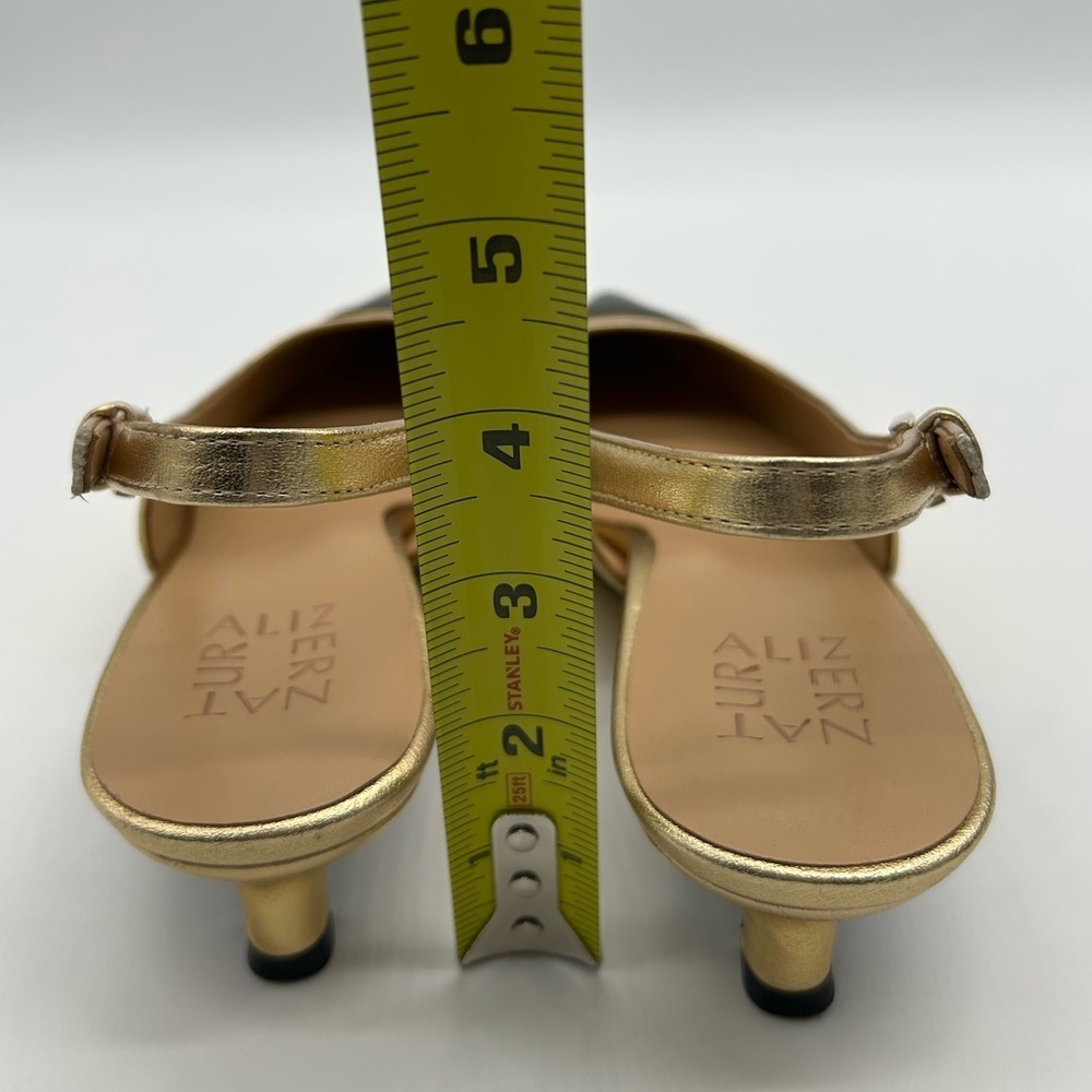 Naturalizer Comfort Slingback Pumps Gold Black Cap Toe Low Heel Size 7W Wide NWB - Picture 8 of 10